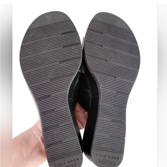 Cole Haan Allesa Grand Black Wedge Sandal Size 7 B - Picture 2 of 4